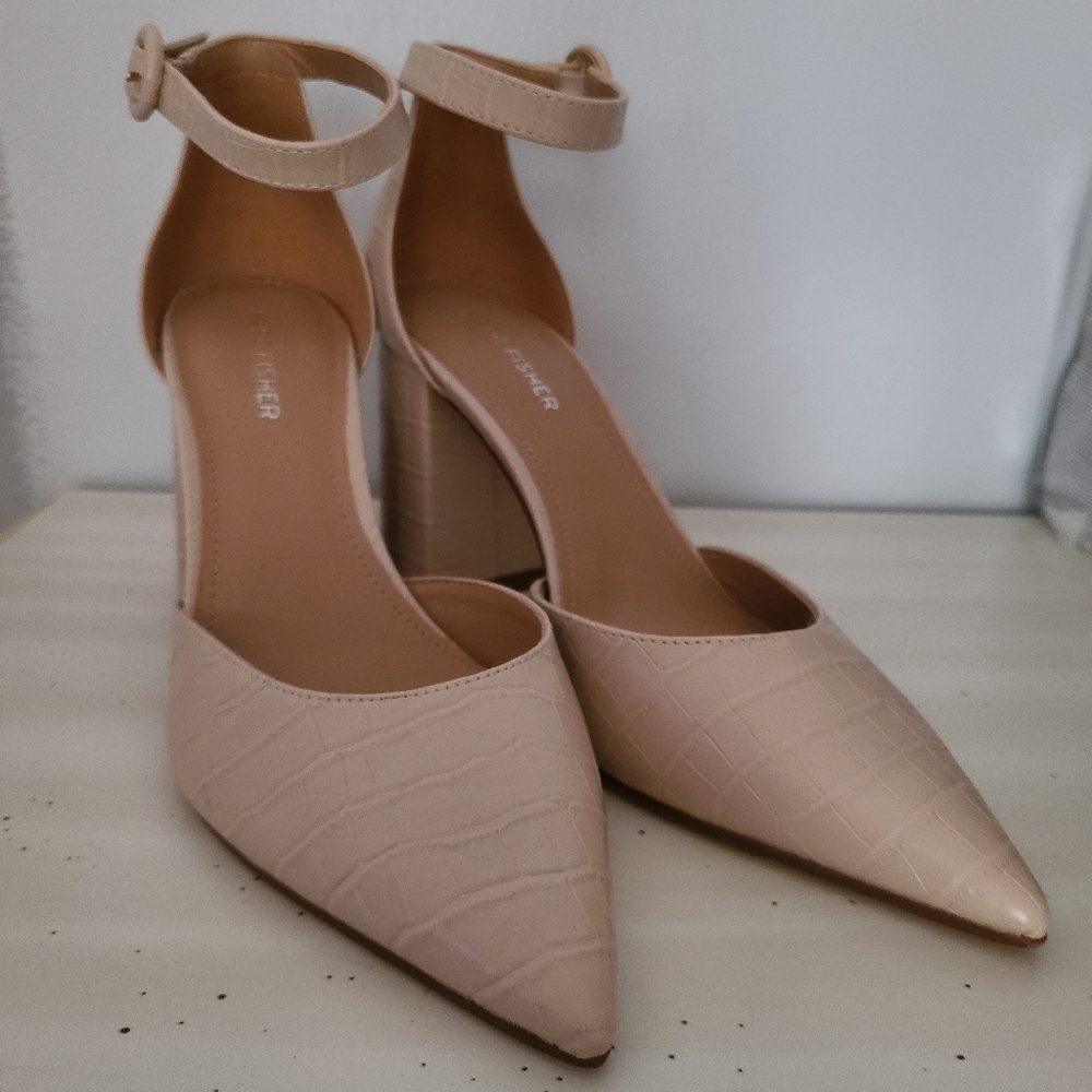 Marc Fisher Cream Slingback Pointed Heels